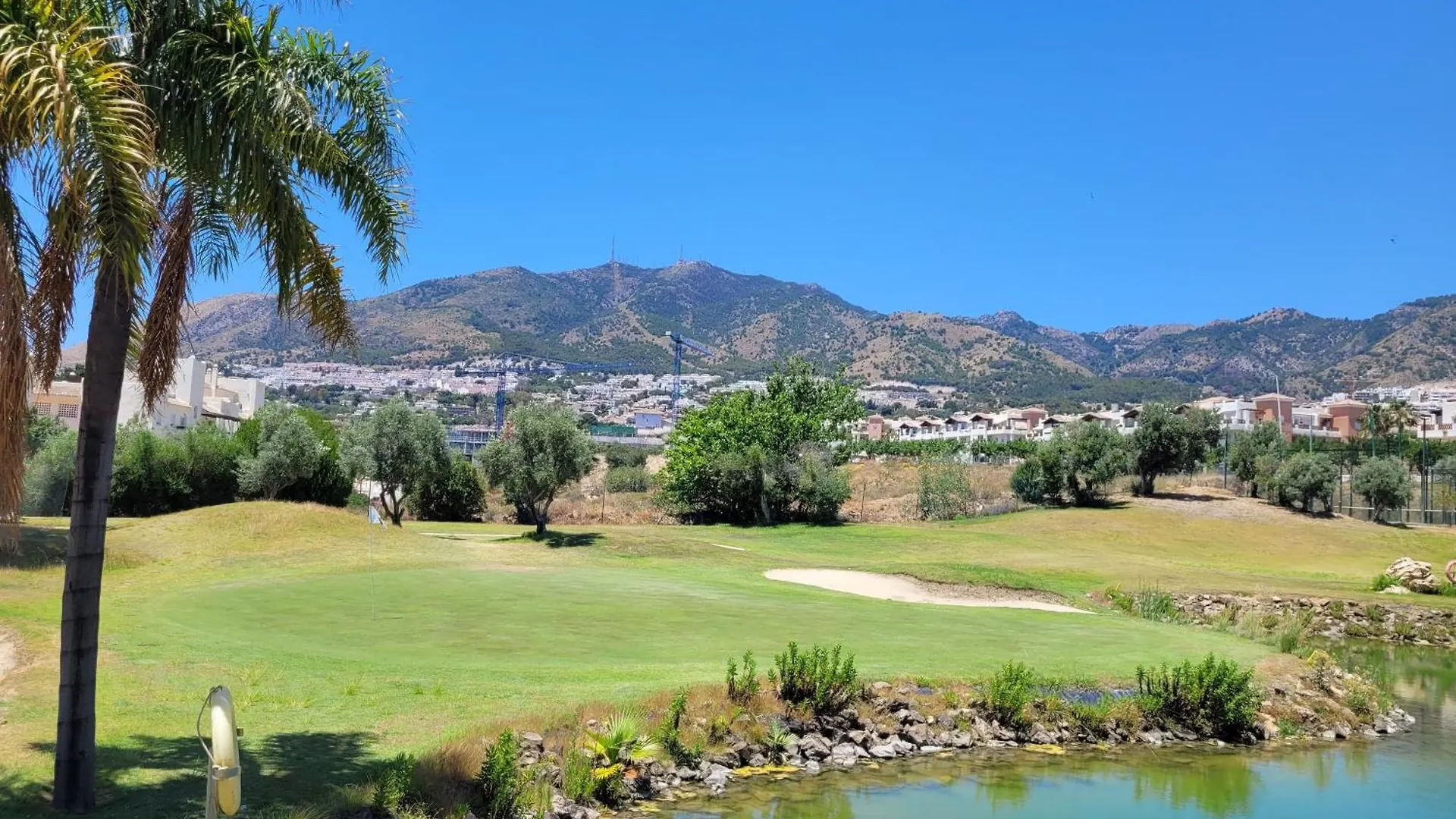 Nice Seaview, 2 Bedroom Apartment Benalmadena By Casa Del Sol Hr Spain