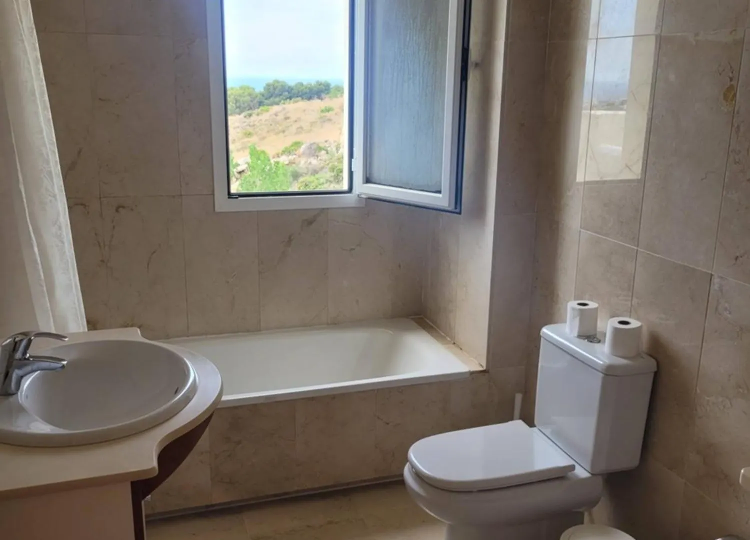 Nice Seaview, 2 Bedroom Apartment Benalmadena By Casa Del Sol Hr